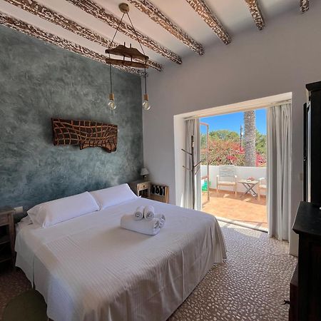 Boutique Hostal La Curandera De Salinas Sant Francesc de s'Estany Εξωτερικό φωτογραφία