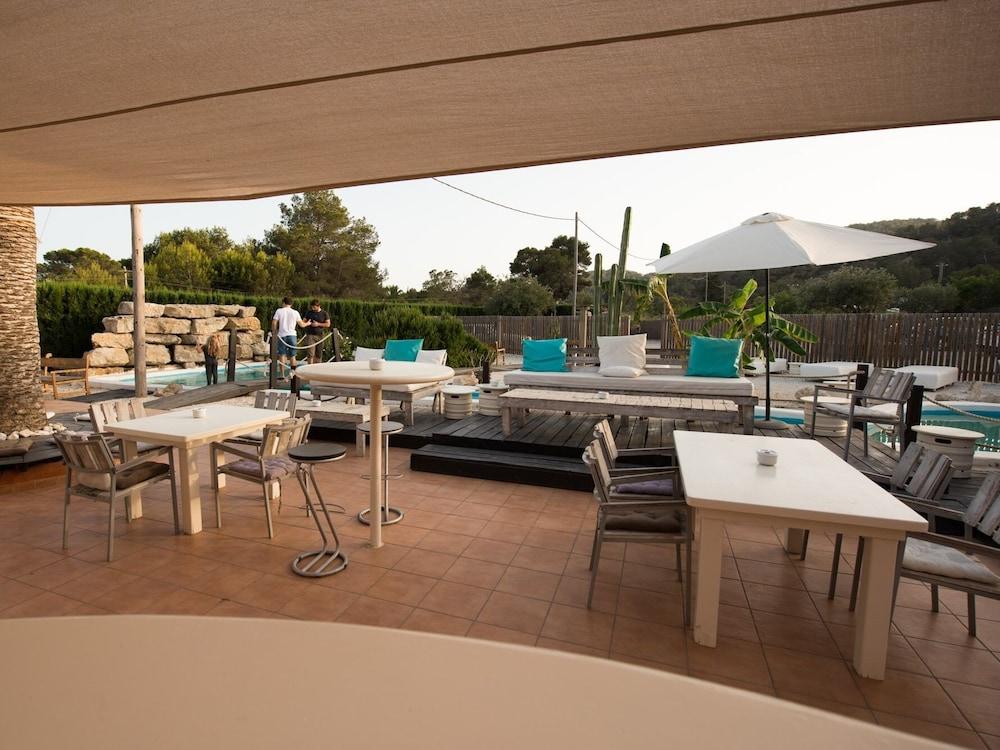 Boutique Hostal La Curandera De Salinas Sant Francesc de s'Estany Εξωτερικό φωτογραφία