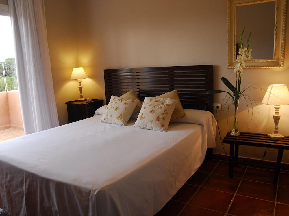 Boutique Hostal La Curandera De Salinas Sant Francesc de s'Estany Εξωτερικό φωτογραφία
