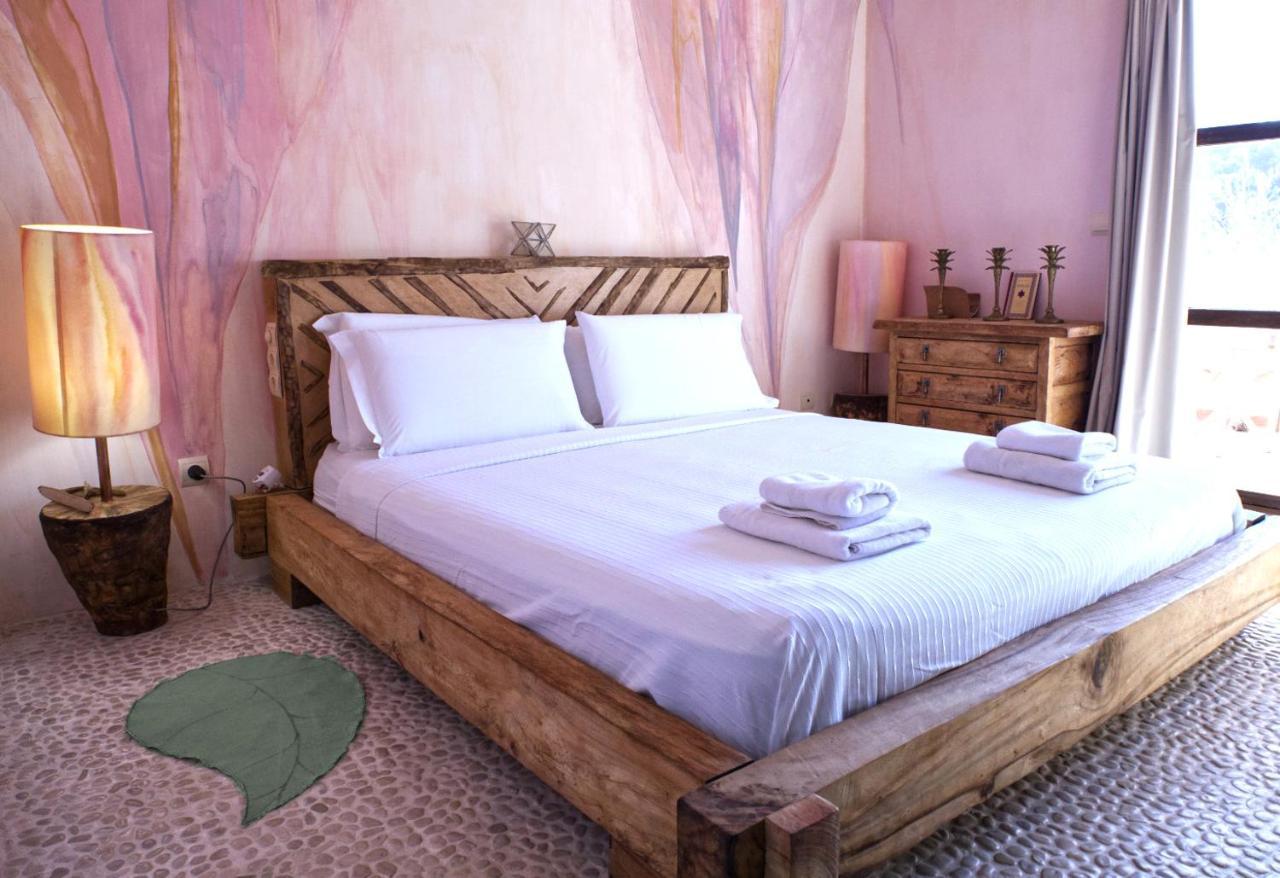 Boutique Hostal La Curandera De Salinas Sant Francesc de s'Estany Εξωτερικό φωτογραφία