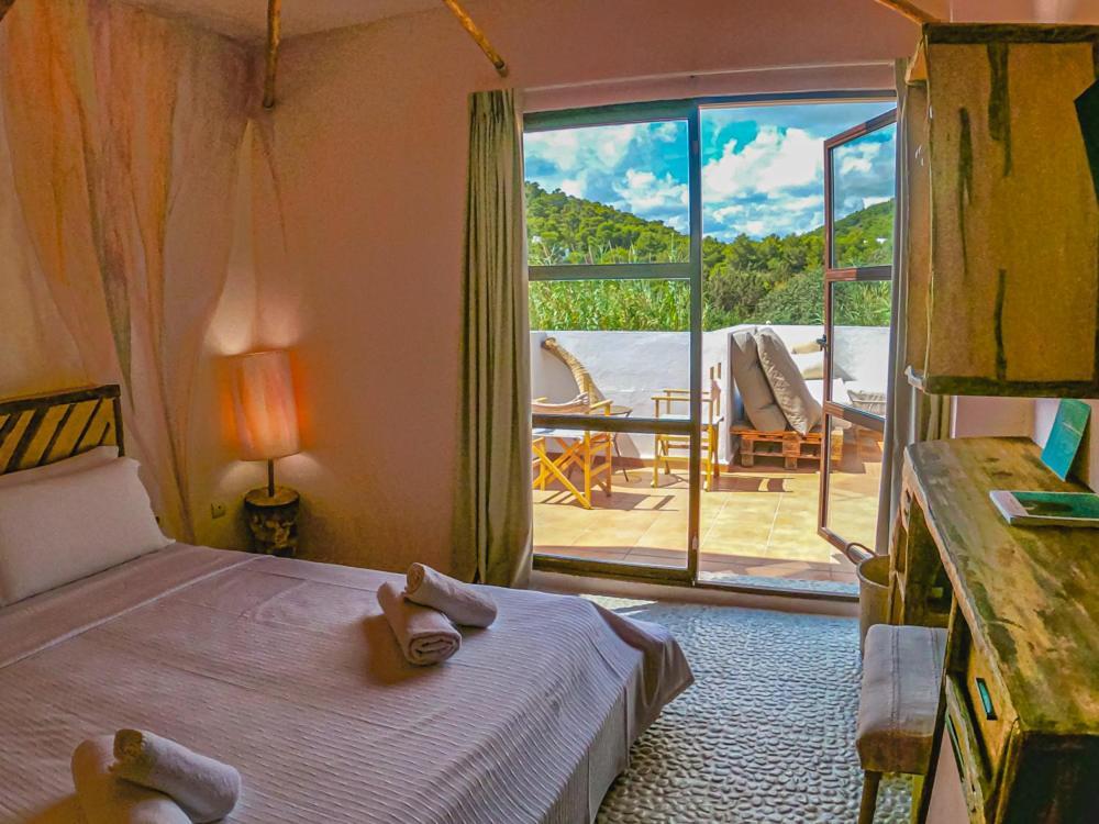 Boutique Hostal La Curandera De Salinas Sant Francesc de s'Estany Εξωτερικό φωτογραφία