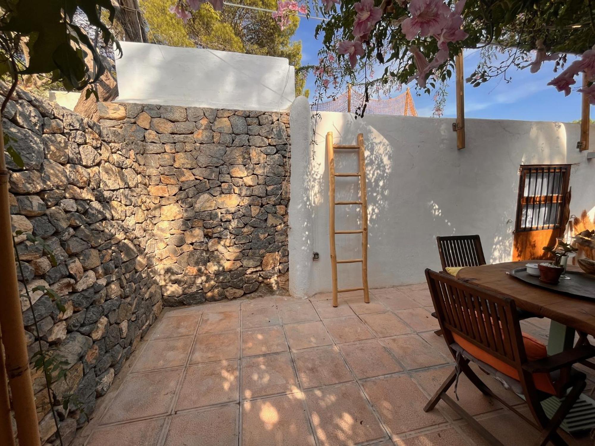 Boutique Hostal La Curandera De Salinas Sant Francesc de s'Estany Εξωτερικό φωτογραφία