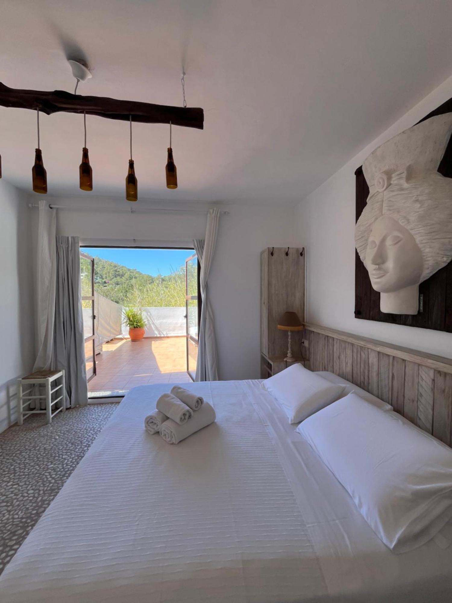 Boutique Hostal La Curandera De Salinas Sant Francesc de s'Estany Εξωτερικό φωτογραφία